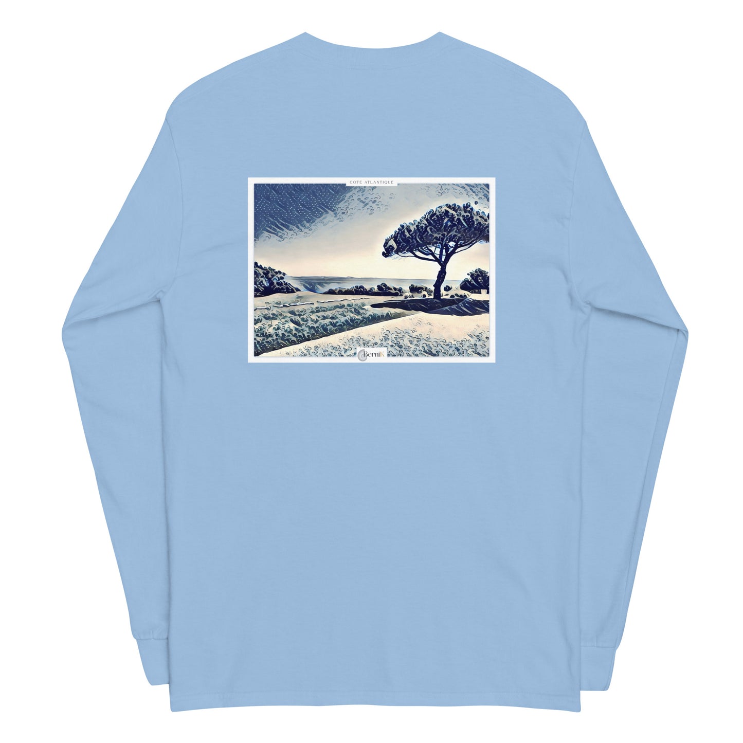 T-shirt en coton avec un design unique de pin parasol inspiré des estampes japonaises, parfait pour les amoureux de la mer.