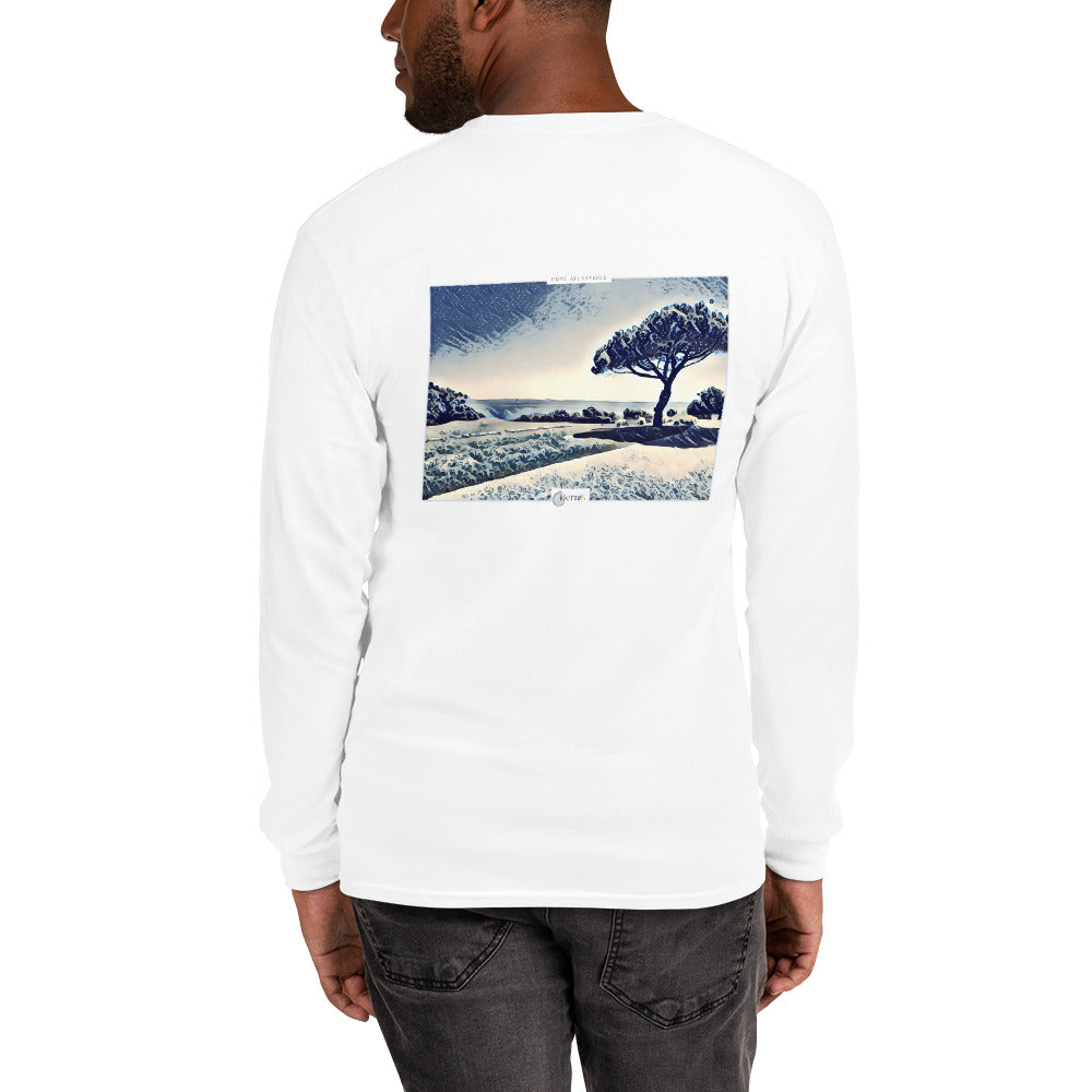 T-shirt à manches longues affichant un design de pin parasol sur fond d'océan, incarnant l'essence de la côte Atlantique.