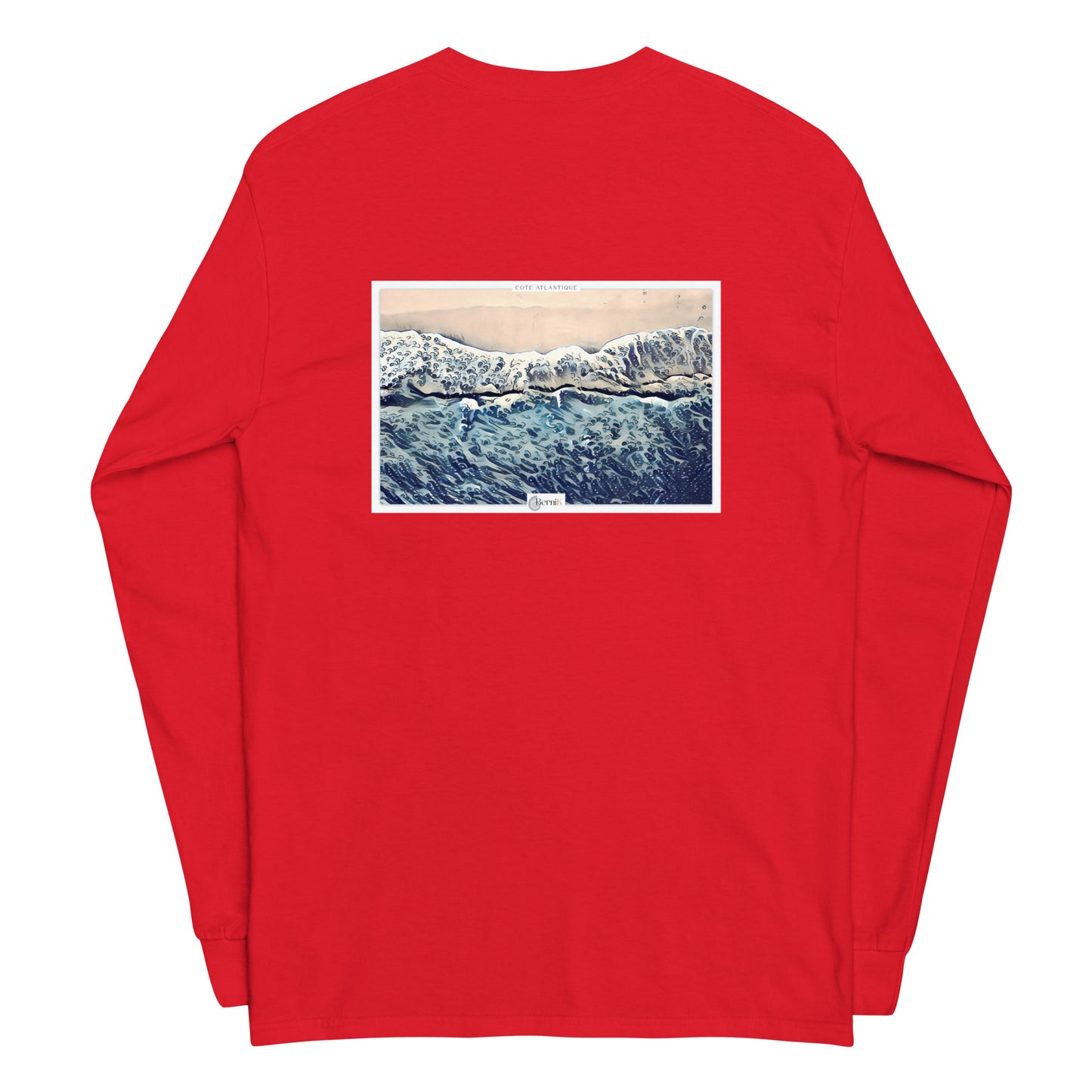 T-shirt en coton premium, orné d'une illustration d'une plage en vue aérienne dans un style estampe japonaise bleue.