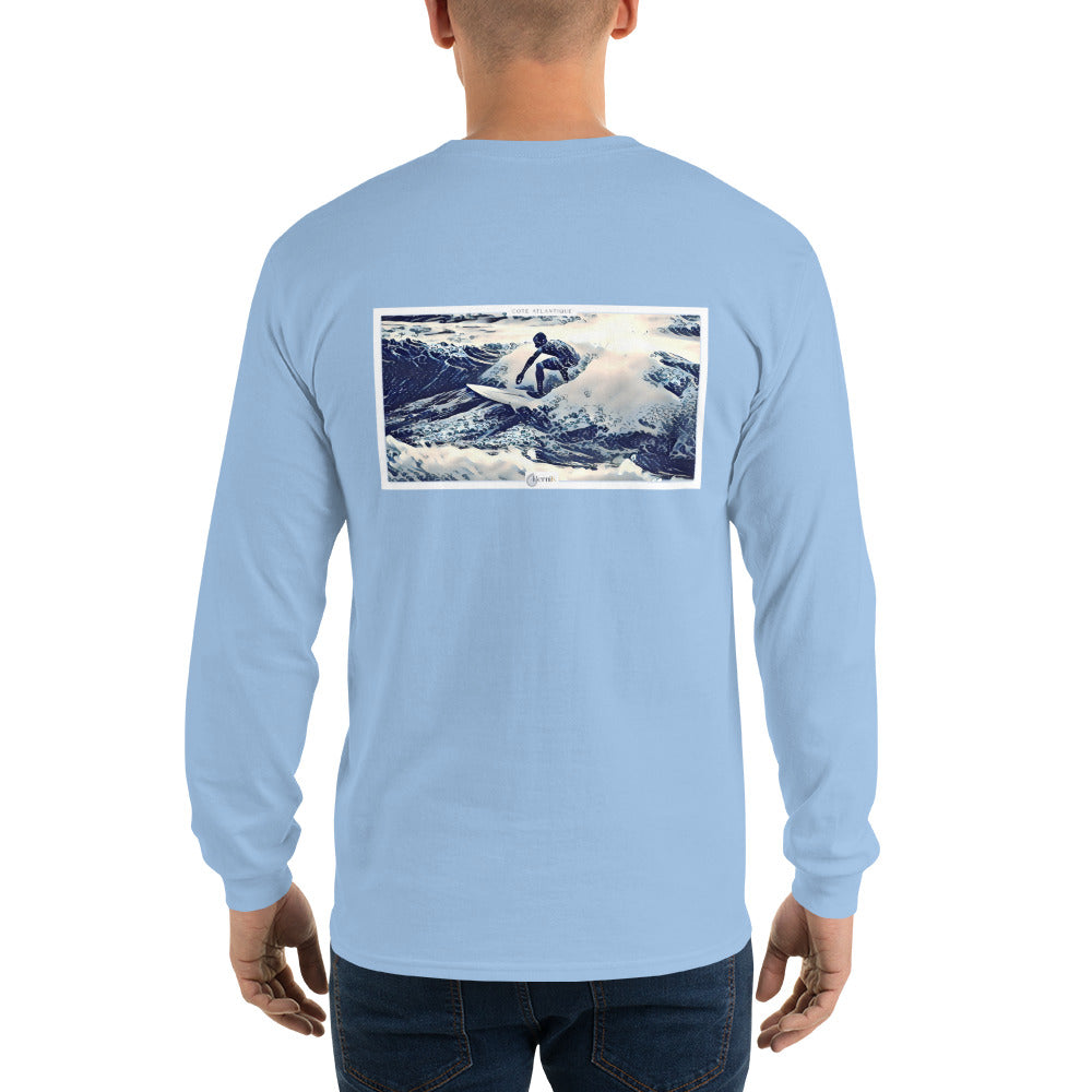 T-shirt manches longues confortable, parfait pour les amateurs de surf à Seignosse.