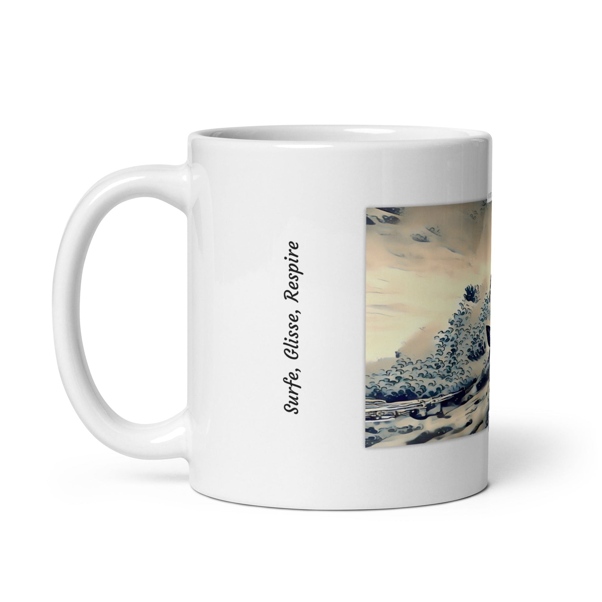 Mug élégant avec une scène de surf dynamique à Cap Breton.