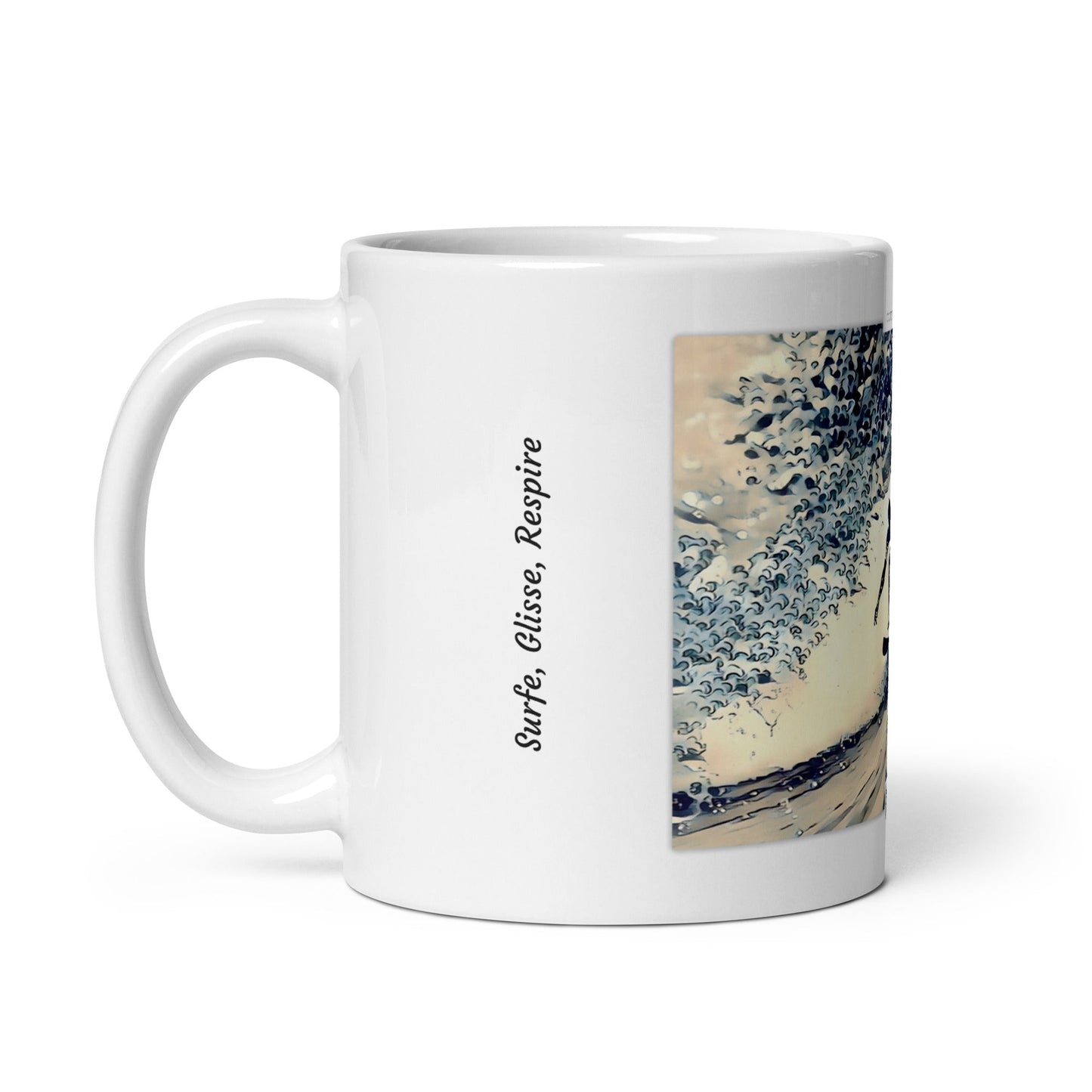 Mug en céramique blanche avec illustration d'un surfeur dans un tube à Guéthary, style estampe japonaise.