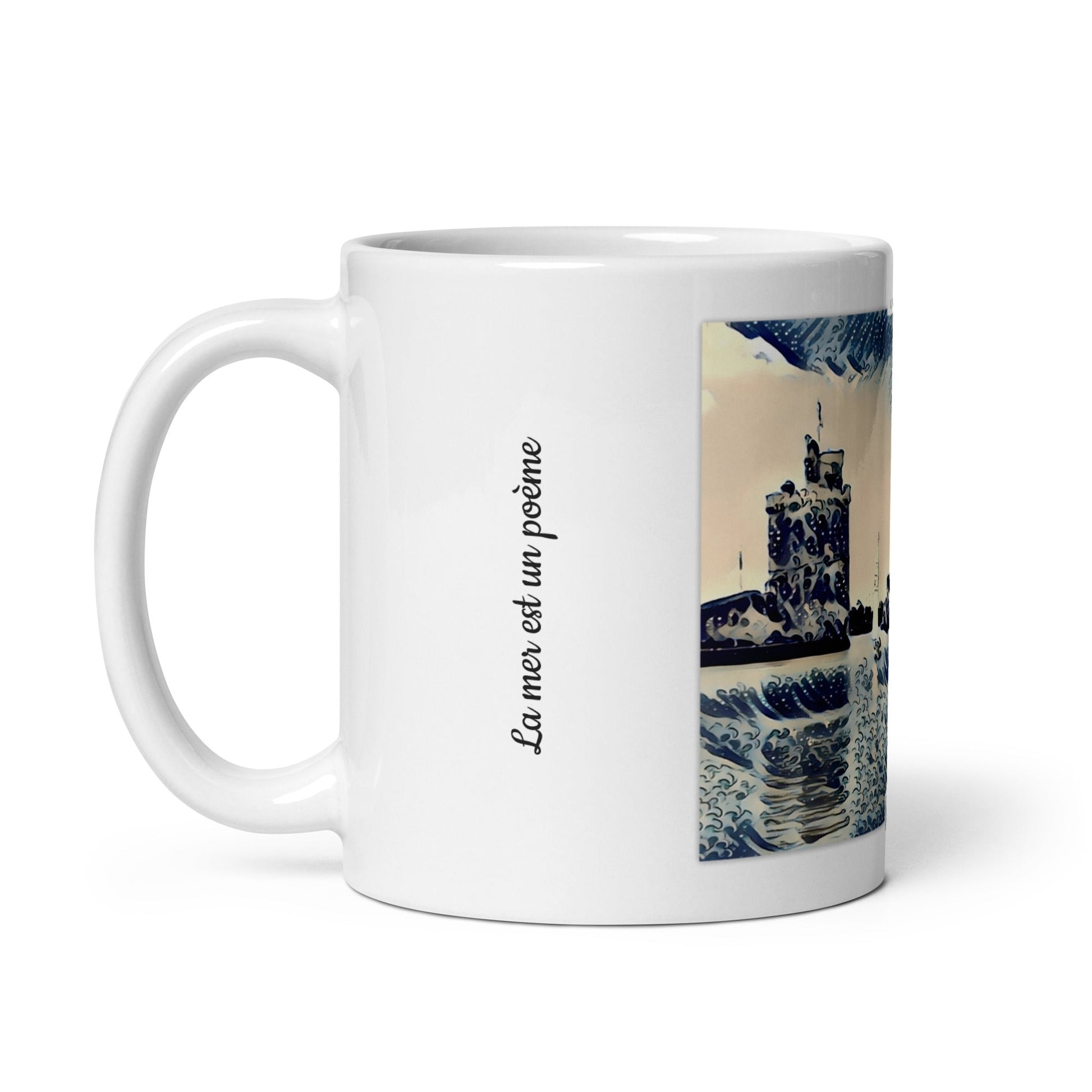 Mug avec illustration du port maritime de La Rochelle, parfait pour les amoureux de la mer.