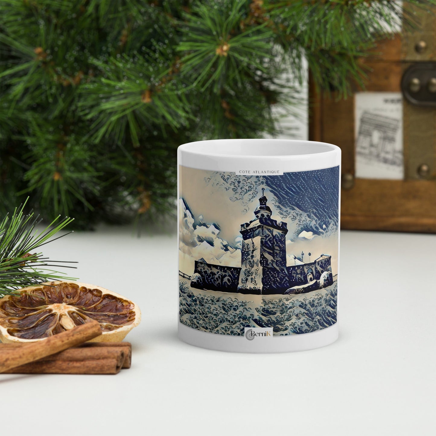 Mug en céramique avec un design artistique représentant le Fort Louvois.