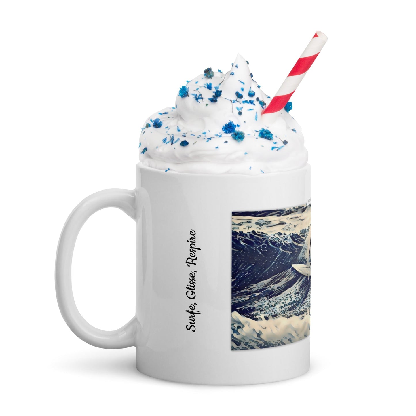 Mug avec illustration d'un surfeur à Hossegor, au cœur des vagues de l'océan Atlantique.